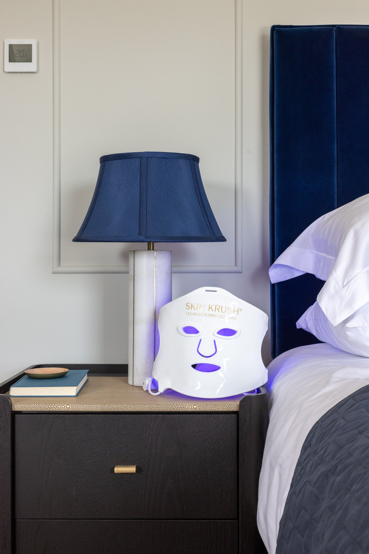 CLEAR & CALMING LED MASK